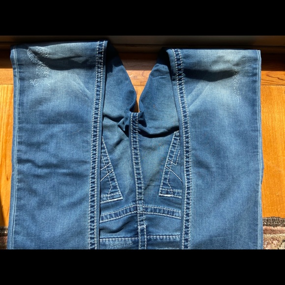 Men’s True Religion Slim Fit Jeans - Picture 6 of 7